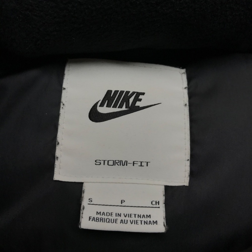 Nike Vest Mens Size S Black Puffer Down Fill Insulated Storm Fit Windrunner Run - Picture 3 of 13